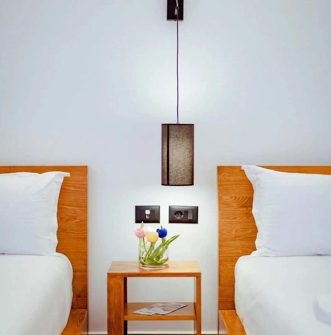 Gloal Suites & Residence Sarandë アパート