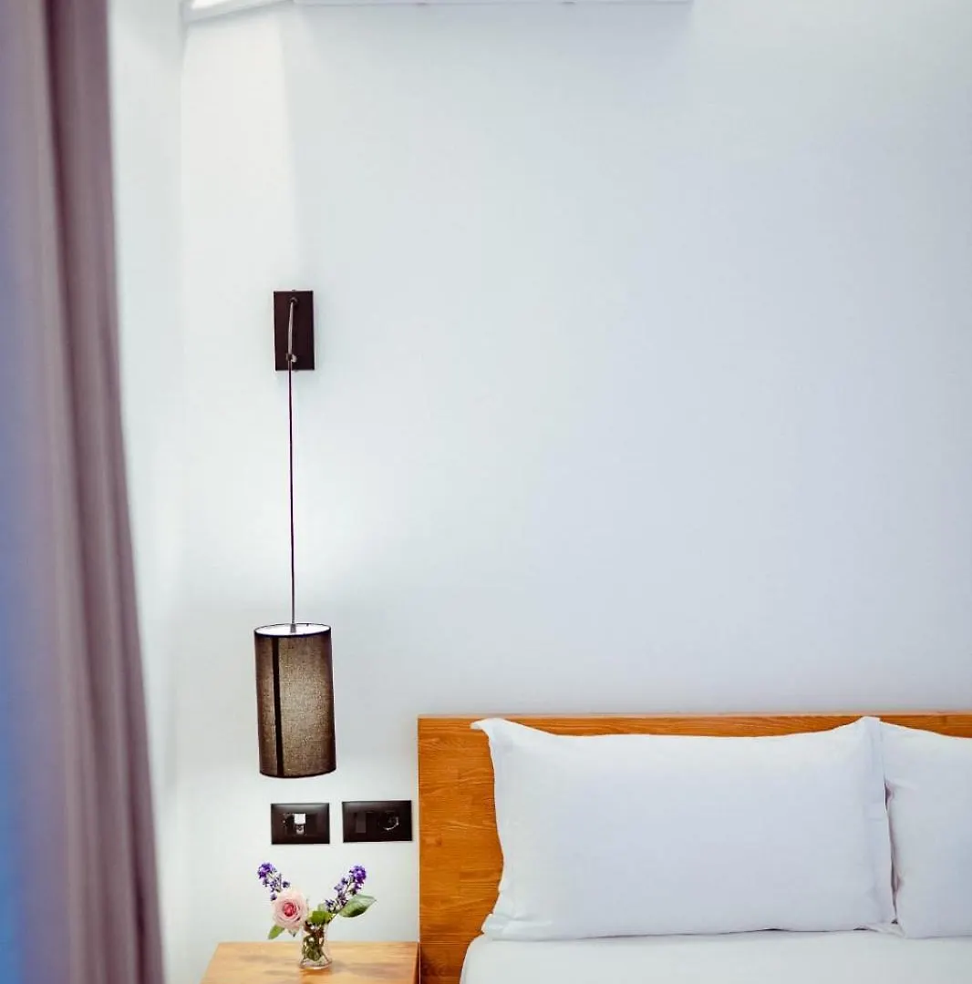 Gloal Suites & Residence Sarandë アパート